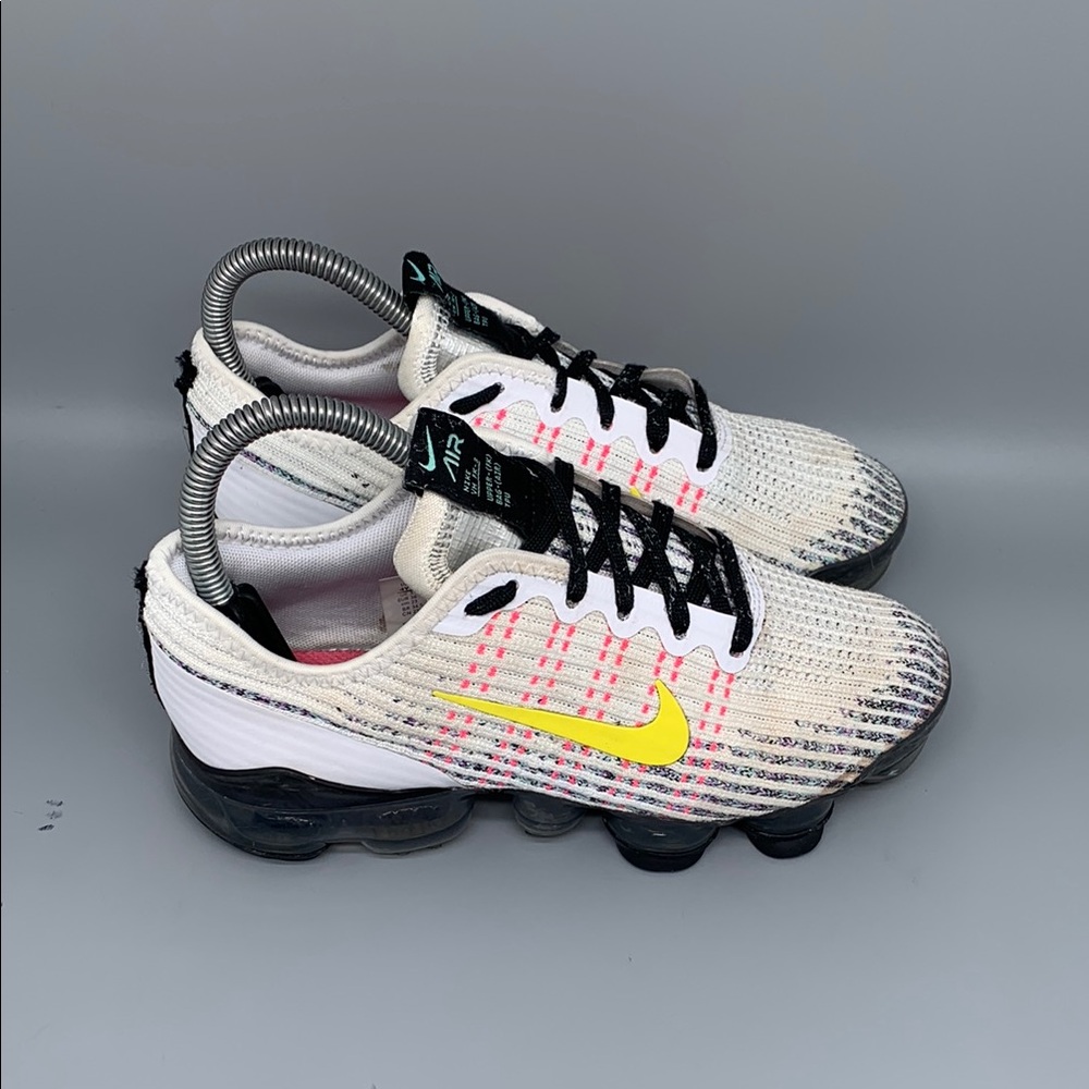 Nike Air Vapormax Flyknit 3 GS Running Shoes Women’s Sz 5.5 / Youth Sz 4